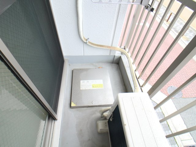 ナニワⅢ番館のバルコニー|開放的で明るい空間を演出してくれるバルコニーです