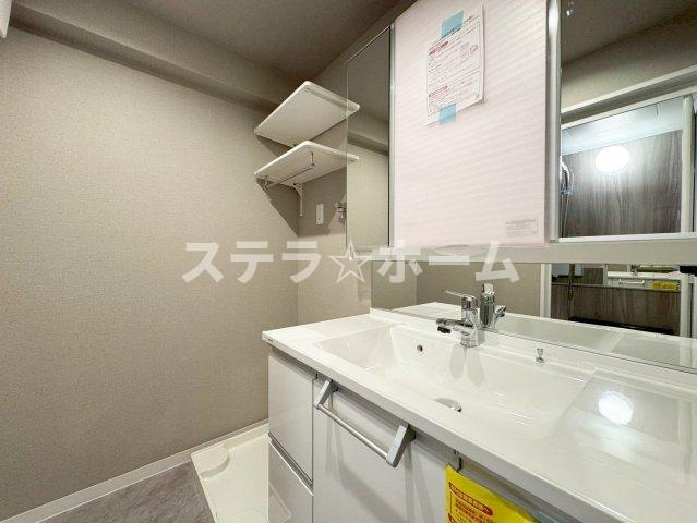日商岩井グリーンサイドマンションの独立洗面台|使いやすい独立洗面台です