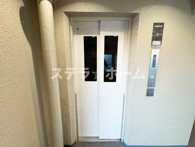 日商岩井グリーンサイドマンションのその他共用部分|エレベーターです