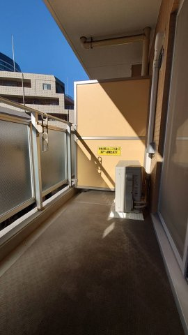 【バルコニー】