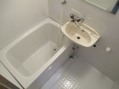 【浴室】 | いほりコーポ | きれいなお風呂で１日の疲れを癒してください