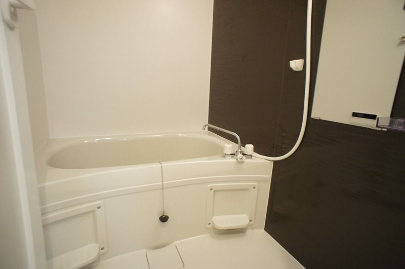 メゾンドソレイユの浴室