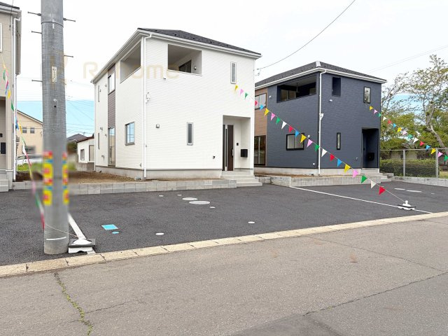 ひたちなか市平磯遠原町第2　新築戸建て　2号棟の駐車場|カースペースは2台お停めいただけます♪