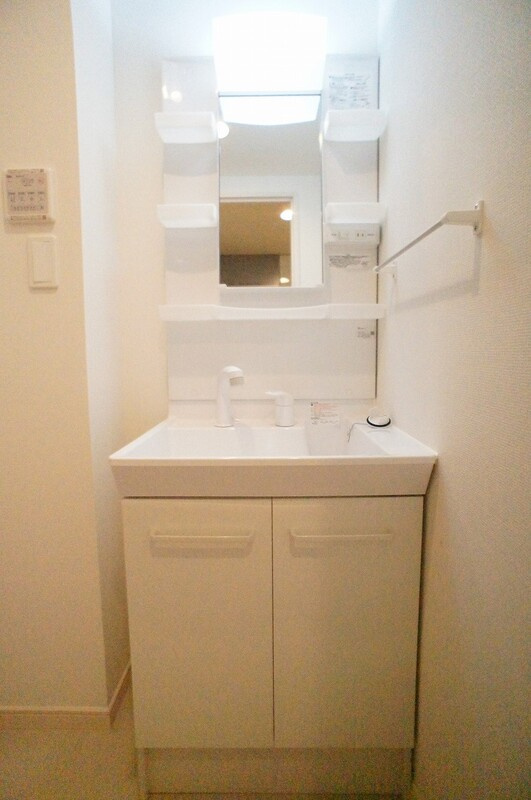 リブリ・相武台の洗面所