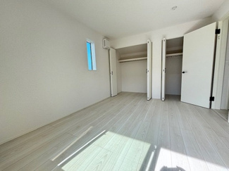 【収納】 | 佐伯区五月が丘3丁目　全２区画　NO1 | 2階　洋室×3　収納付きでお部屋がスッキリ広く使えます。　
