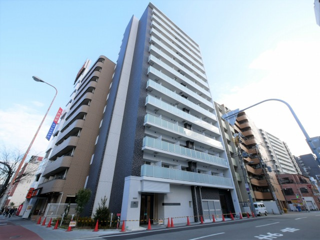 大阪市浪速区桜川２丁目の賃貸マンションの外観