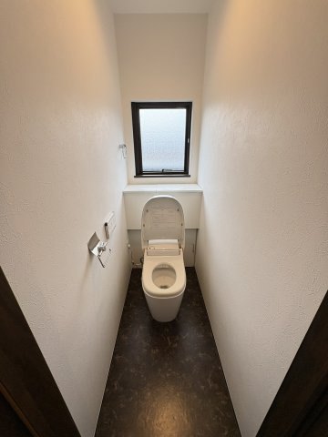 ときがわ町大字玉川　中古戸建のトイレ