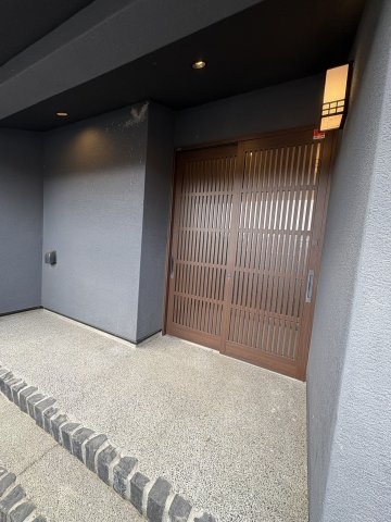 ときがわ町大字玉川　中古戸建の玄関