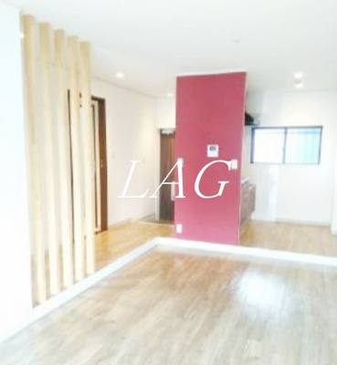 【居間・リビング】 | ロイヤルサニーハイツ | 洋室のお部屋です。