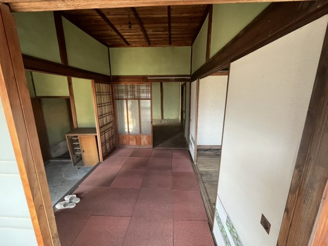 西条市丹原町北田野土地建物【100】土地130.15坪　建物41.04坪の和室