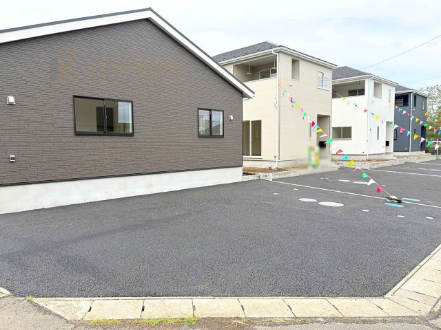 ひたちなか市平磯遠原町第2　新築戸建て　4号棟の駐車場|カースペースは2台お停めいただけます♪