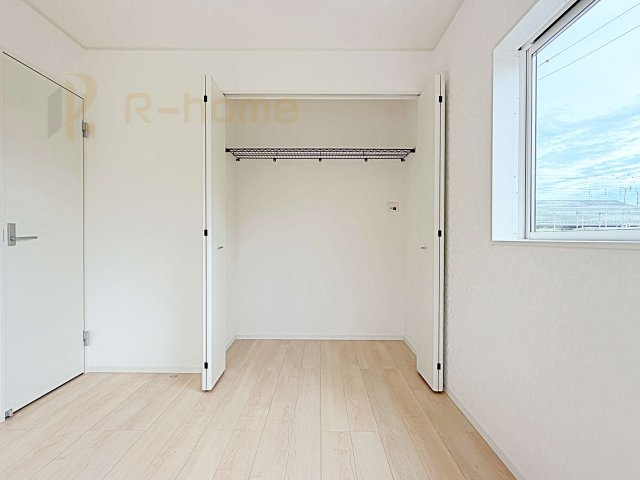 ひたちなか市平磯遠原町第2　新築戸建て　4号棟の収納|全居室収納スペースを設置！充分な容量で居住空間もスッキリ♪