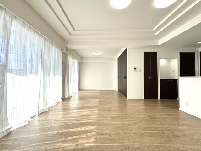 アルファタワー桜町の居間・リビング