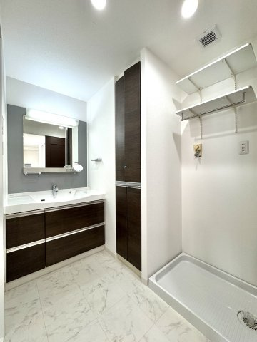 アルファタワー桜町の脱衣所