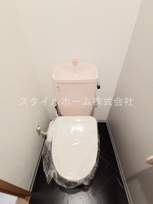 【トイレ】 | グランツ仁崎 | 別部屋写真です。