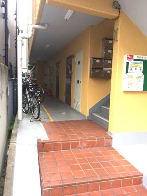 【エントランス】 | 田代町ハイツ