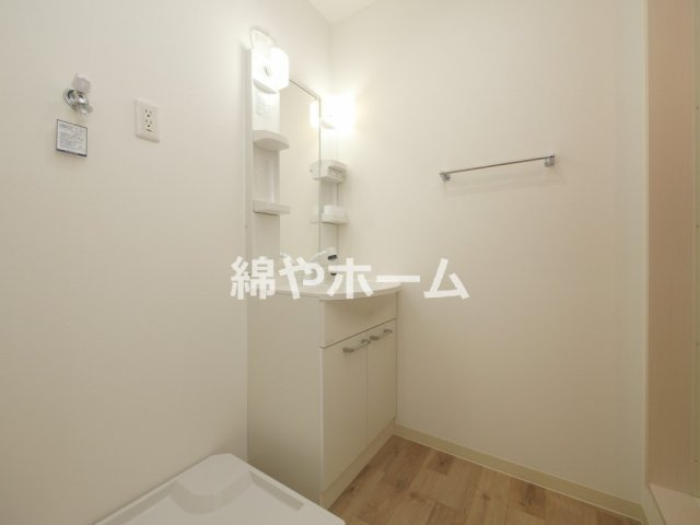 フジパレス遠里小野ウエストの独立洗面台|独立洗面化粧台が付いています