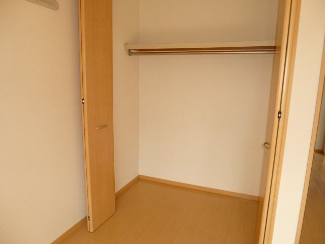 リュミエールの収納|クローゼット