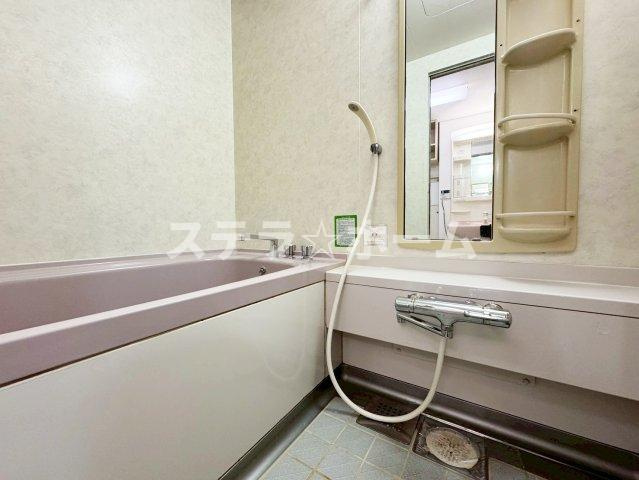 第二茨木ビューハイツの浴室|コンパクトで使いやすいお風呂です