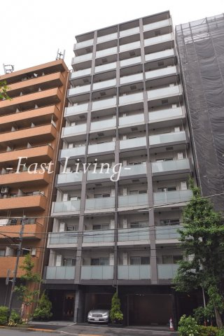 クレイシア秋葉原ラグゼスウィートのエントランス