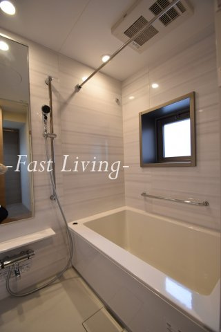 クレイシア秋葉原ラグゼスウィートの浴室