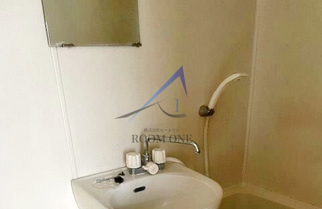 二光荘の洗面所|洗面台です。