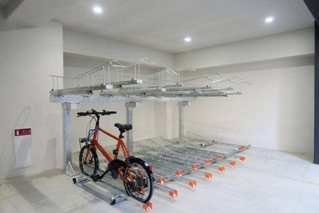 エスティメゾン浦和のその他共用部分|★敷地内に自転車駐輪場を完備しています★