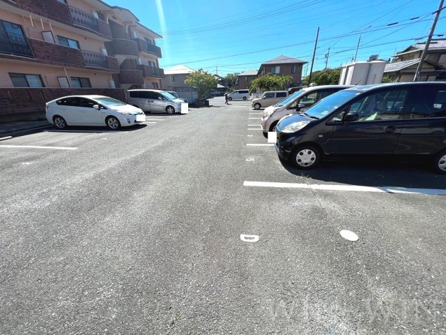 ガーデンハウス花水木の駐車場