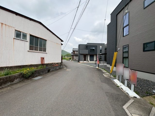 タマタウン　岐阜市上土居Ⅶ　全４区画分譲の前面道路含む現地写真|■前面道路　■ヤマダ不動産　株式会社リライフ　
■夢のマイホーム購入をフルサポートします！