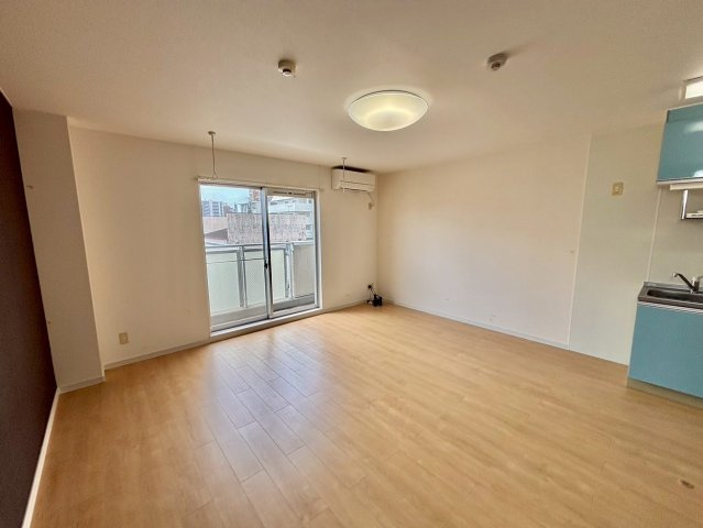 ルミナスコート安田の居間・リビング