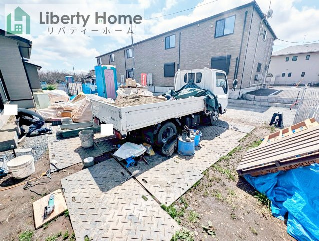 笠間市大田町　新築戸建　2号棟の駐車場