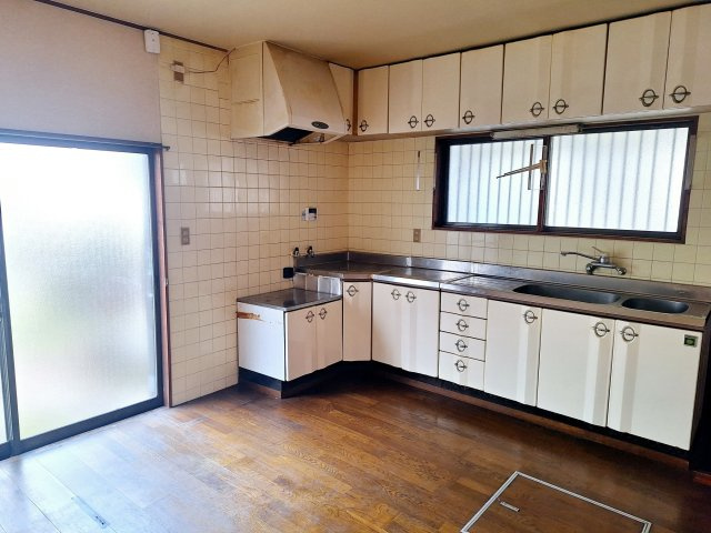 和歌山市六十谷のキッチン