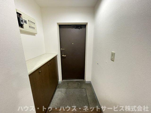 コスモ南柏の玄関