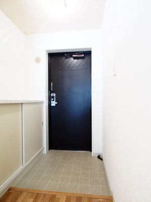 【玄関】 | セントポーリア奥田北館