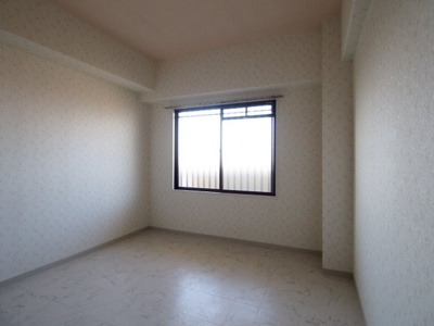 【寝室】 | セントポーリア奥田北館