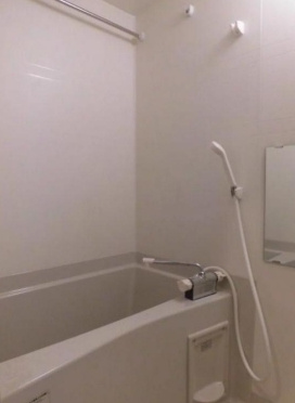 【浴室】 | ミラージュタワー中野中央 | 浴室乾燥機付きバス。