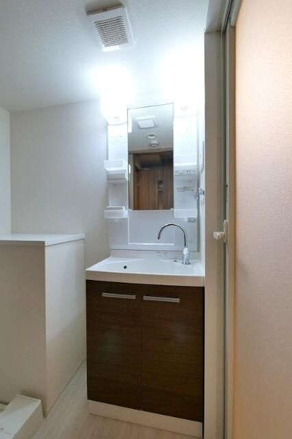 ハーモニーレジデンス東京南砂パークサイドの独立洗面台