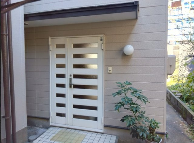 売中古戸建　富士市今泉1丁目の玄関|スーパー・ドラッグストア・コンビニまで車で10分圏内です。生活利便性の高い土地になっています。