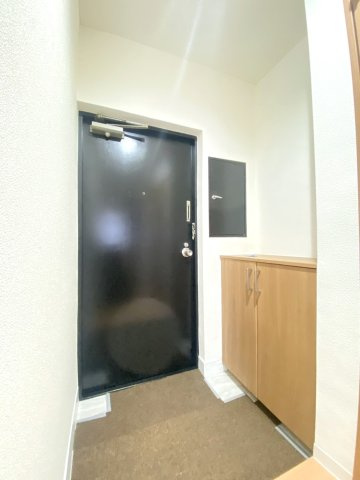 中の島クロスハイツの玄関