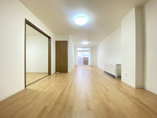 中の島クロスハイツの居間・リビング