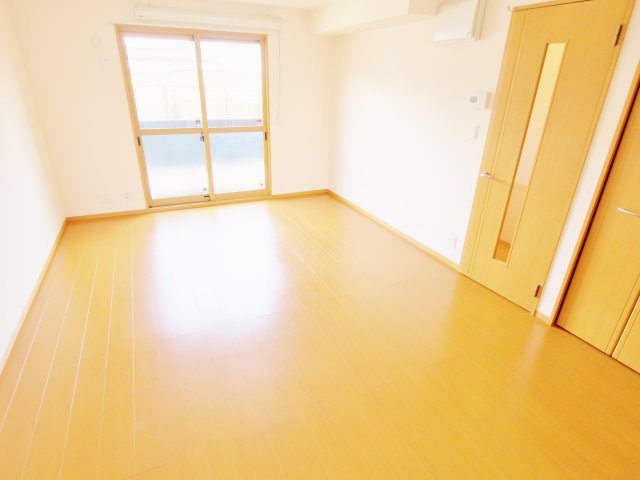 MIMOZAの居間・リビング