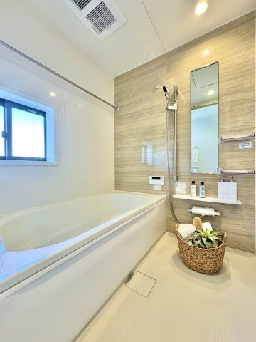 グラファーレ中央区渡瀬町　全3棟　3号棟の浴室|広々とした浴室は一日の疲れを癒してくれます♪　