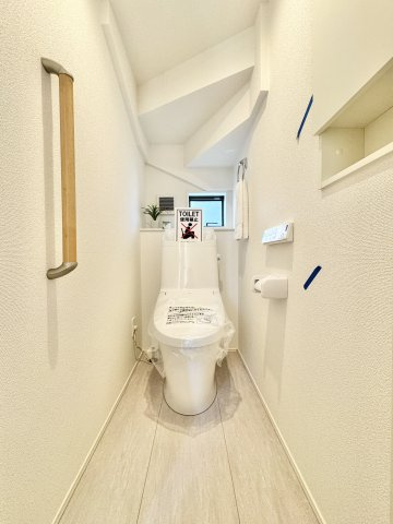 グラファーレ中央区渡瀬町　全3棟　3号棟のトイレ|トイレは各階に設置されています！朝の支度が重なる時間帯でも混む心配がありません！　