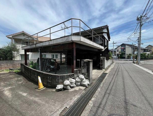 西連寺町1丁目　売土地の周辺