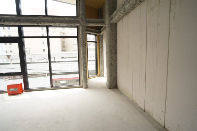 ミラ・トレーノ学園前BLD.の内装