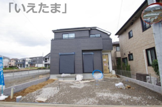 【前面道路含む現地写真】 | 【仲介手数料無料！！】日野市落川　新築戸建て（全2棟）B号棟　5690万円 | 令和７年12月18日撮影　建築中