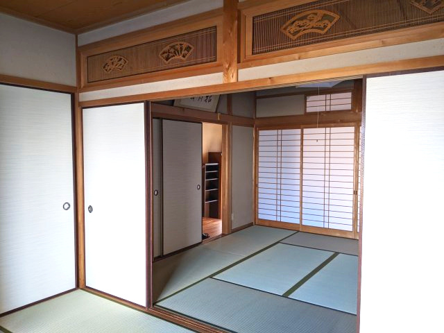 岡山市中区海吉　売家の和室|和室は全て畳表替え済