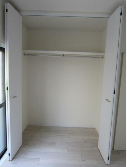 伸光ハイツ若宮の収納