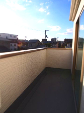 【バルコニー】 | Terrechez奥田1期1号棟 | 洗濯物も干せるバルコニー。