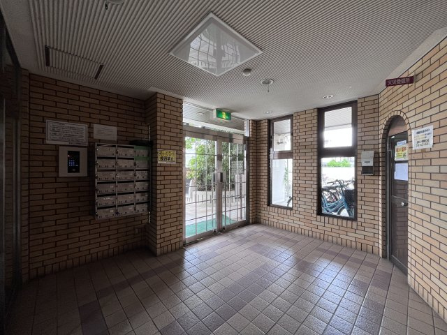 コンホルト公園南のロビー